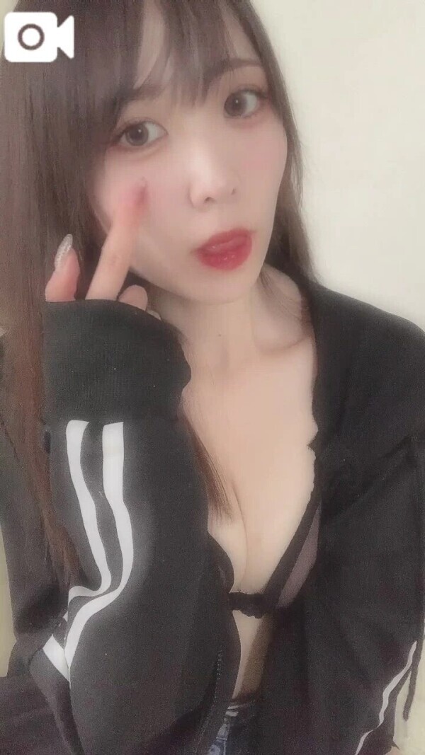 カジュアルえちコーデ🖤⋆͛*͛