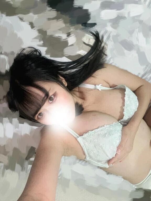 明日20時〜50分のみ！！空いてます🙆‍♀️