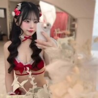 清楚系あいどるでびゅ〜❣️⭐️