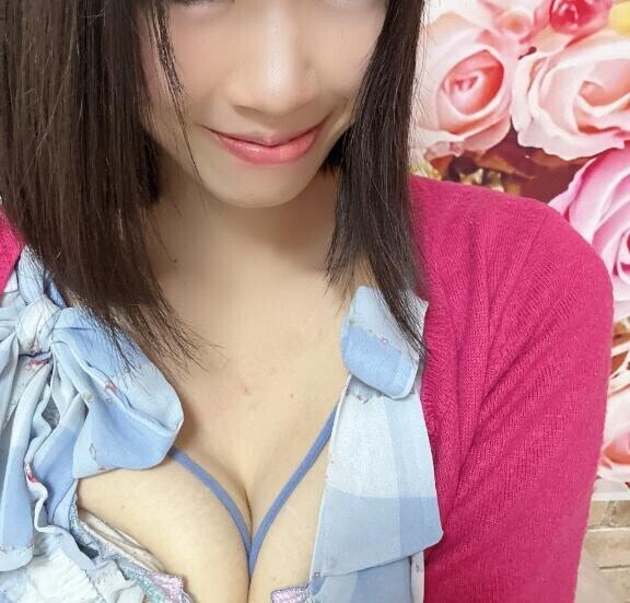 一緒にお布団の中でぬくぬくしよっ???