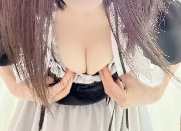 お菓子と私、どっち食べたい？?