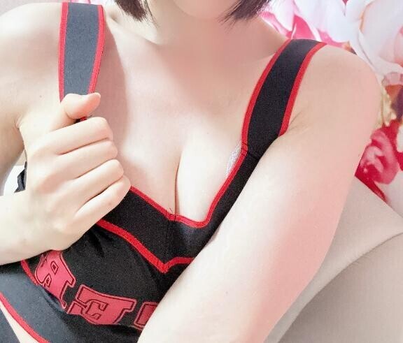 肌と肌の