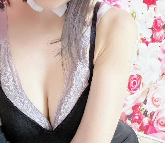 今日は1日中雨が降ってて寒かったですね??