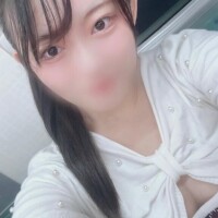 優しいお兄さんの手?