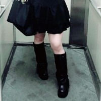 冬でもミニ丈スカートだもんね