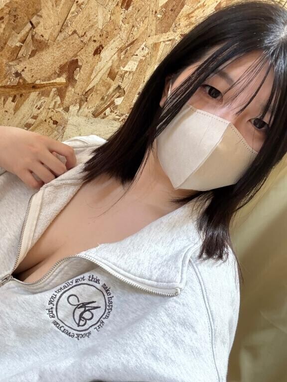 お誘い待ってます