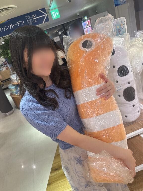 黒髪ロングの天使ちゃん👼