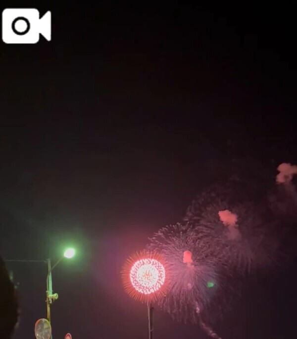 はなびみてきたよ⊂(ᴖ ̫ᴖ  )⊃