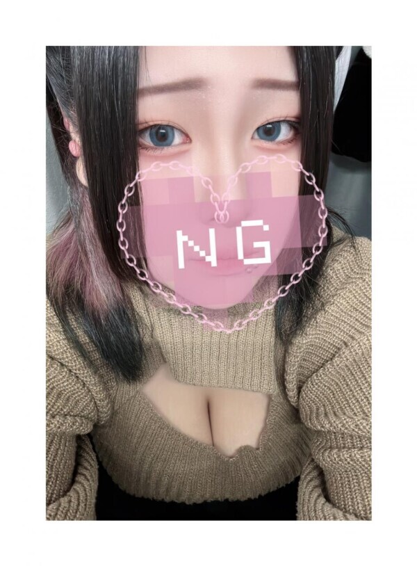今日も出勤してます✋