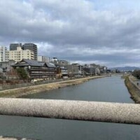 ゆうり