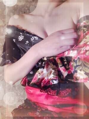 服を着たままで…♡
