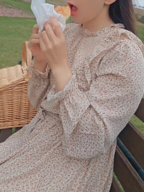 お口から溢れちゃう♡