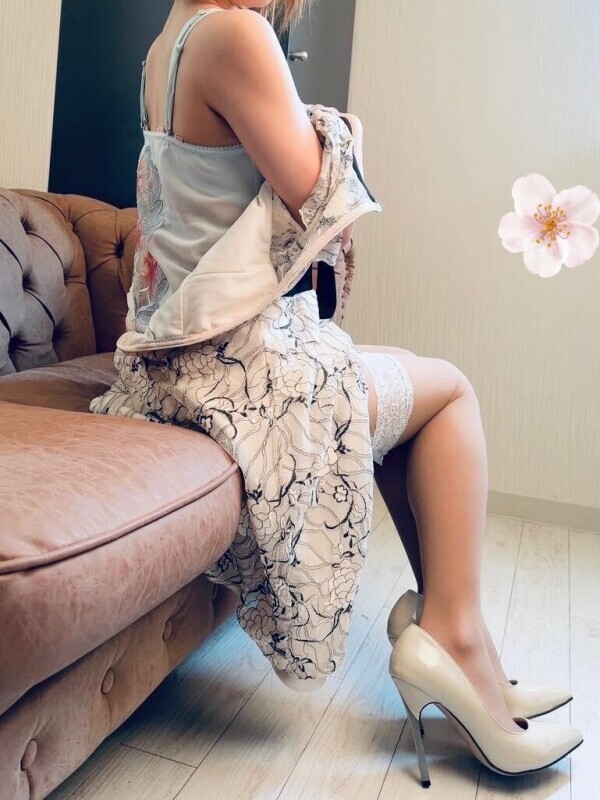 明日は