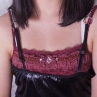 足立萌那