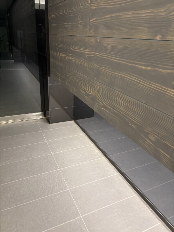 神楽坂兄さん??