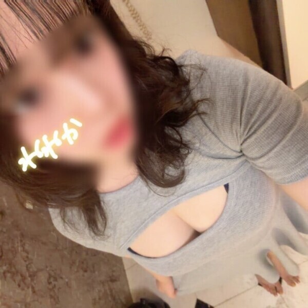 本日16:00からラストまで🍑