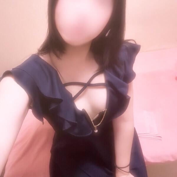 久しぶりの出勤だからみんな会いにきてね、ちゅーもはぐも色んなことしよ