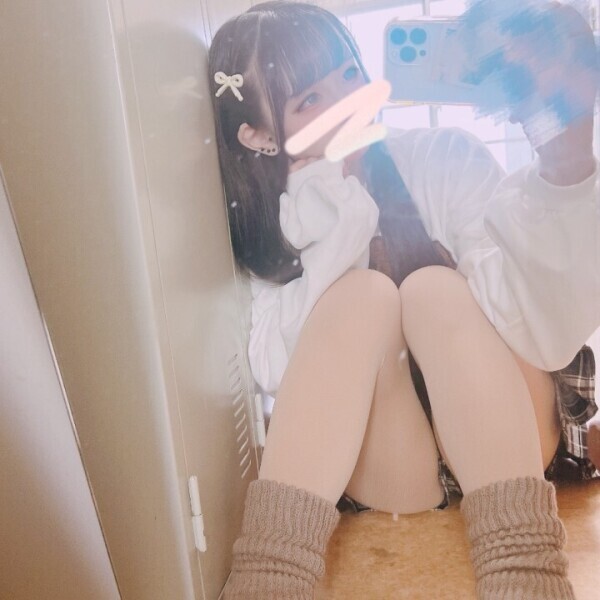 :( ˘•̥ ⧿ •̥ ˘  ):