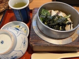 明日😀