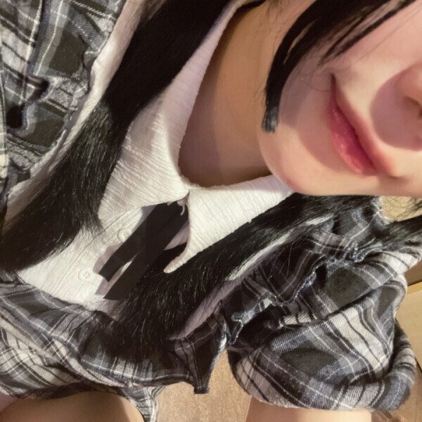 明日おやすみします😭🙏🙏
