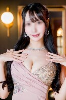 色白黒髪の清楚系美女『明さん』のご紹介です♪