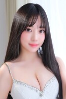 20歳の純真美女・柚葉さんのご紹介です♪