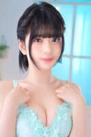奇跡のＦカップ！大きな瞳の整った美フェイス『月希』さんのご紹介です