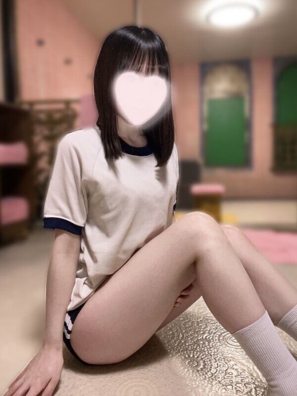✦.°