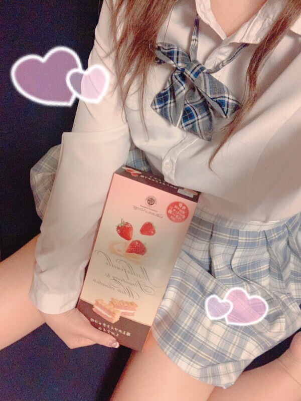 おやつのじかんだよ🍓🍨