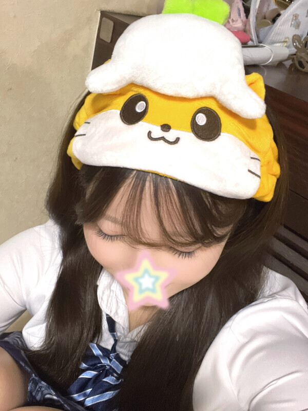 (՞ ̳ ◝ω◜ ̳՞)