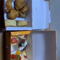 ありがとう> < ♡