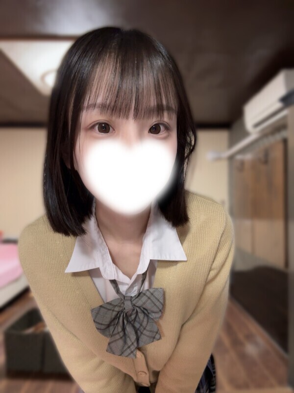 ₍₍ ( ๑॔˃̶◡ ˂̶๑॓)◞♡