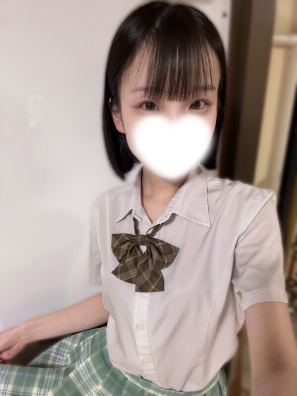 夏服ですヨ👒