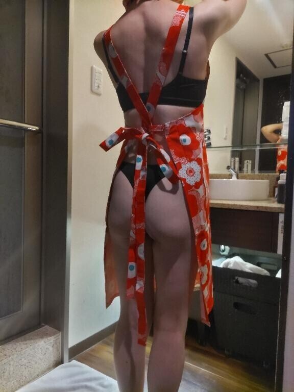 お客様から頂いたエプロンで