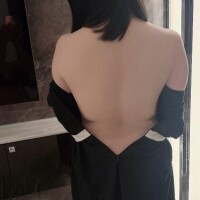 メイド服って...??