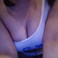 むにっと