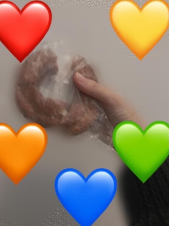 お兄さんの丸い部分の穴○に…???????????