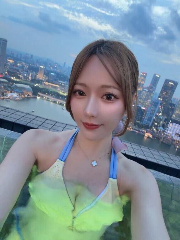 ✈️