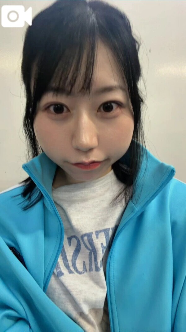 前髪切りすぎたし太ったしどゆことん！