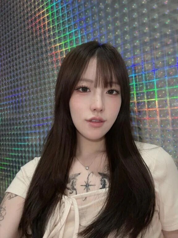 明日💓