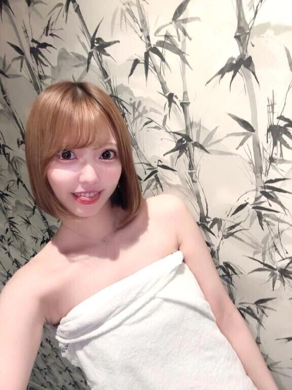 昼下がりの秘め事