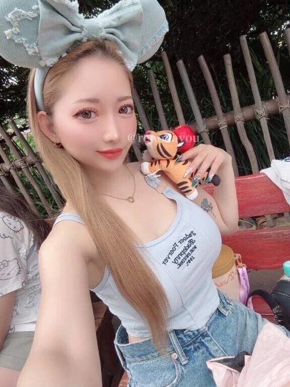 パツキンギャル