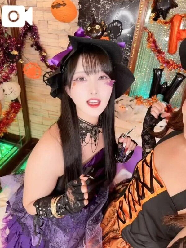 いたずらしちゃうぞ😈🧡💜