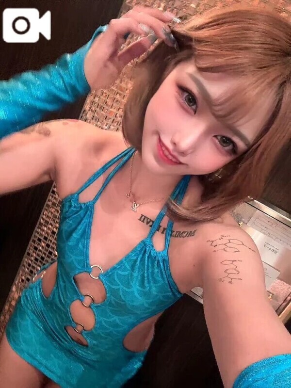 ミスヘ●ン出るます♡♡