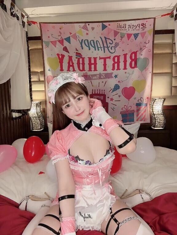 ででーん