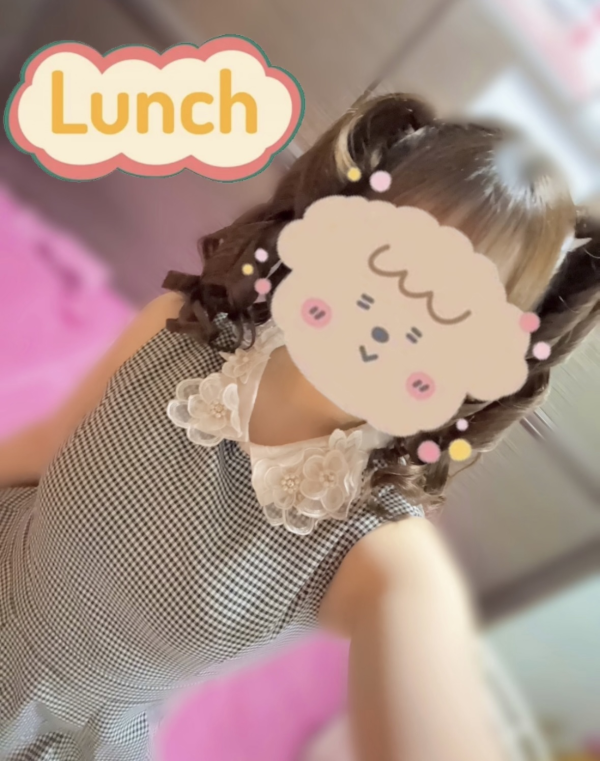 お昼休憩中✨