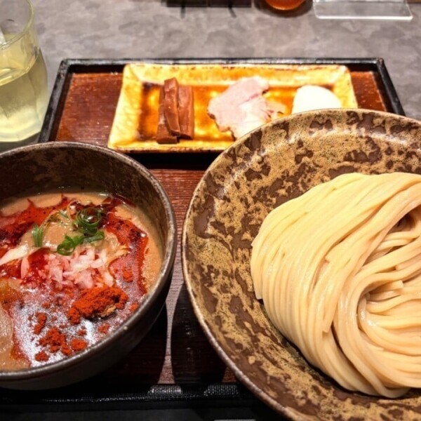 つけめ〜ん
