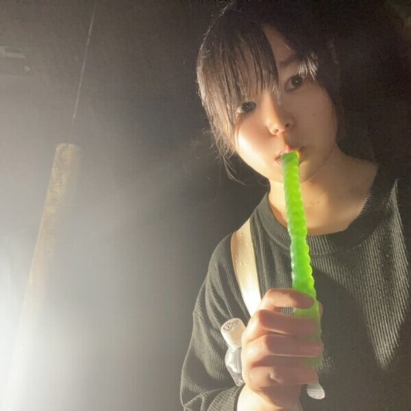 ②