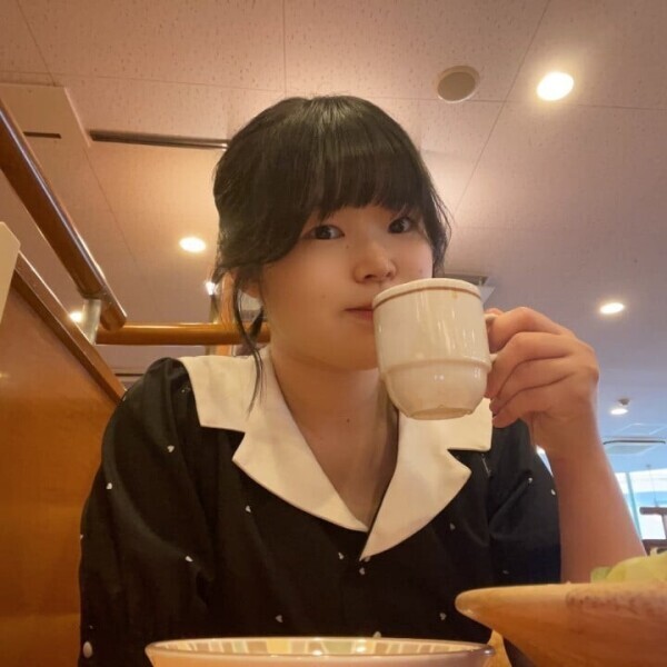 母