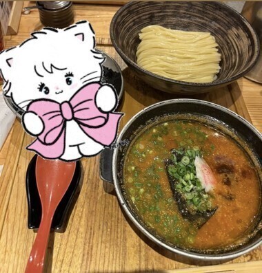 うまうま🐱